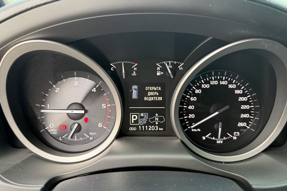 Продам Toyota Land Cruiser 200 Guard B6+ 2012 года в Киеве