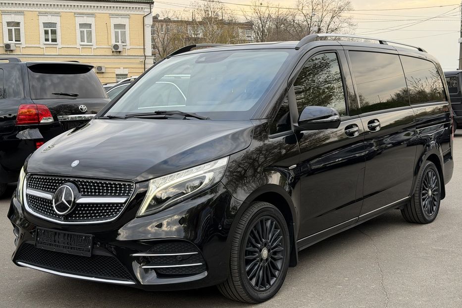 Продам Mercedes-Benz V-Class 250 Long 4matic 2017 года в Киеве