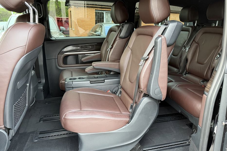 Продам Mercedes-Benz V-Class 250 Long 4matic 2017 года в Киеве