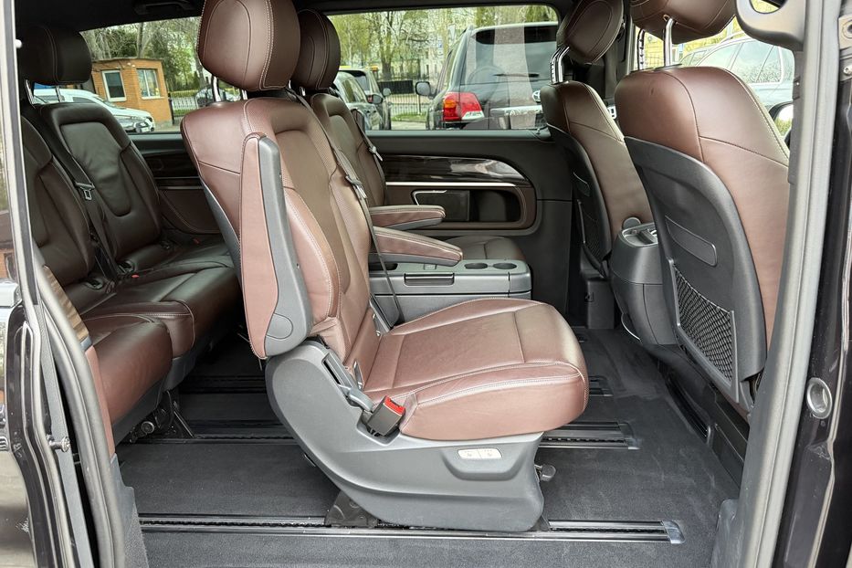 Продам Mercedes-Benz V-Class 250 Long 4matic 2017 года в Киеве