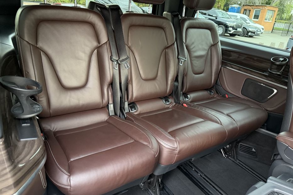 Продам Mercedes-Benz V-Class 250 Long 4matic 2017 года в Киеве