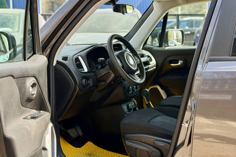 Продам Jeep Renegade 2.4 АТ (184 к.с.) • Sport 2018 года в Киеве