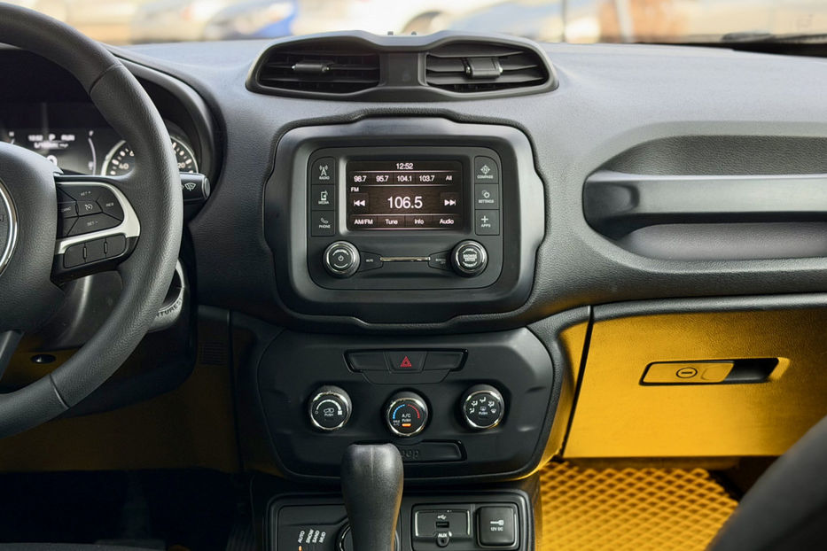 Продам Jeep Renegade 2.4 АТ (184 к.с.) • Sport 2018 года в Киеве