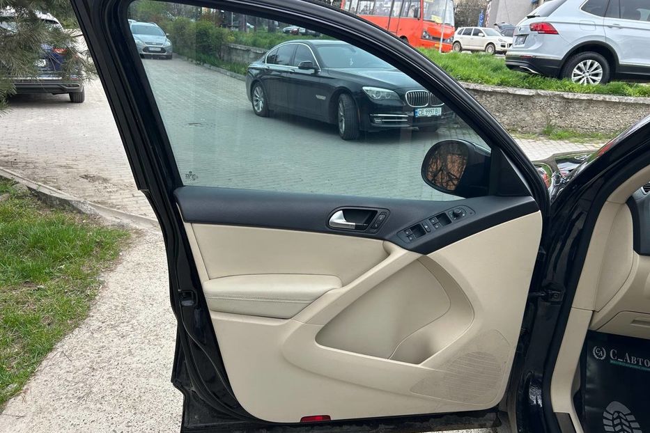 Продам Volkswagen Tiguan 2016 года в Черновцах