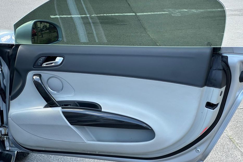 Продам Audi R8 2011 года в Киеве