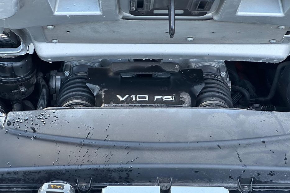 Продам Audi R8 2011 года в Киеве