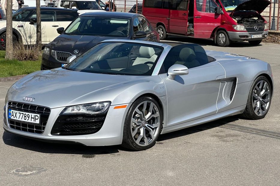 Продам Audi R8 2011 года в Киеве