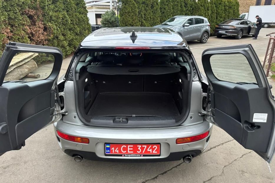 Продам MINI Clubman 2023 года в Киеве