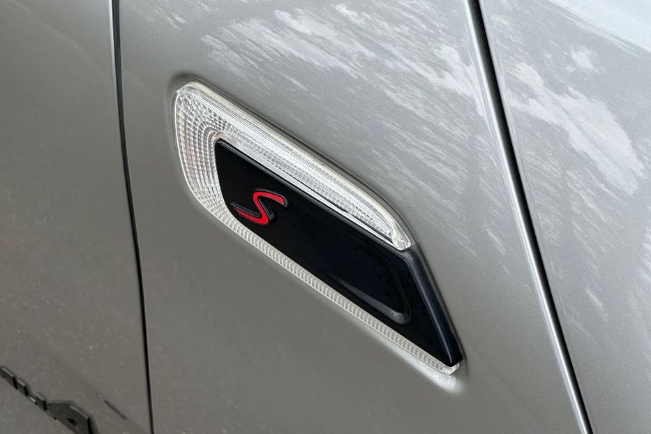 Продам MINI Clubman 2023 года в Киеве