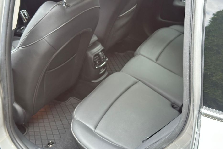 Продам MINI Clubman 2023 года в Киеве