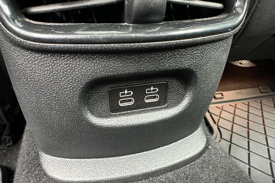 Продам MINI Clubman 2023 года в Киеве