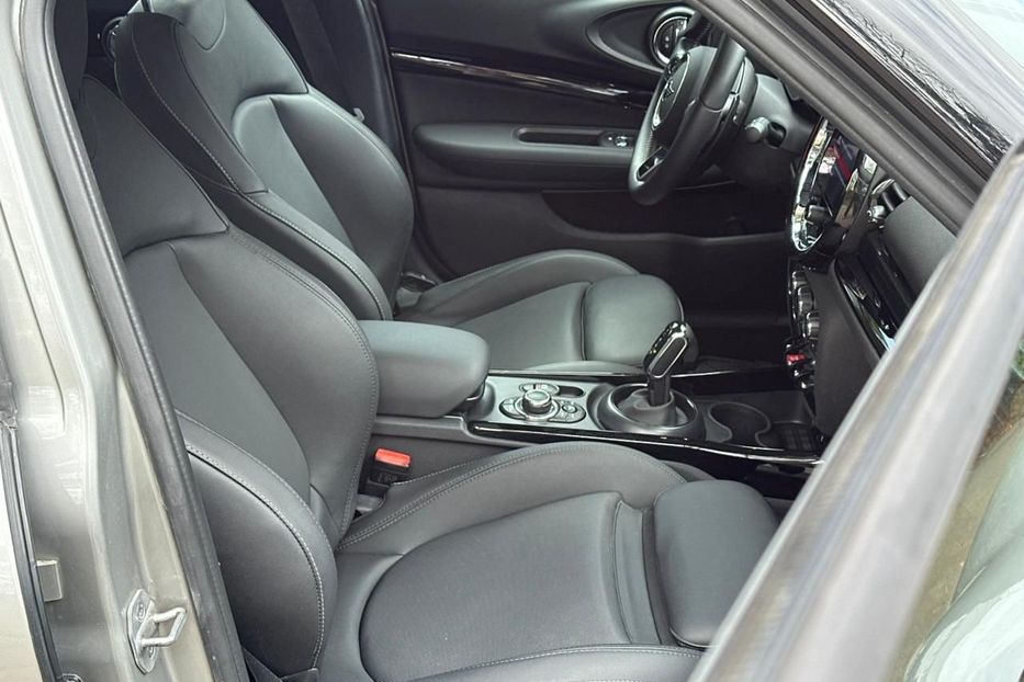 Продам MINI Clubman 2023 года в Киеве