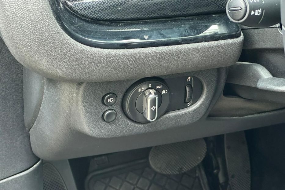 Продам MINI Clubman 2023 года в Киеве