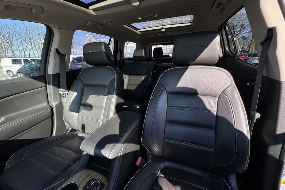 Продам GMC Acadia COMIS  2017 года в г. Умань, Черкасская область