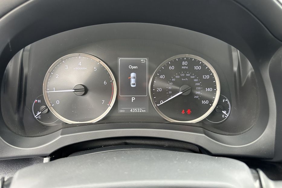 Продам Lexus IS 300 2020 года в Киеве