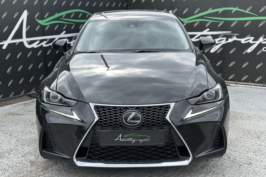 Продам Lexus IS 300 2020 года в Киеве