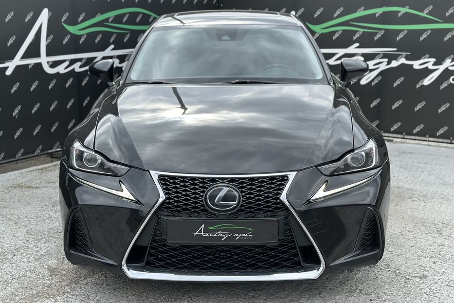 Продам Lexus IS 300 2020 года в Киеве