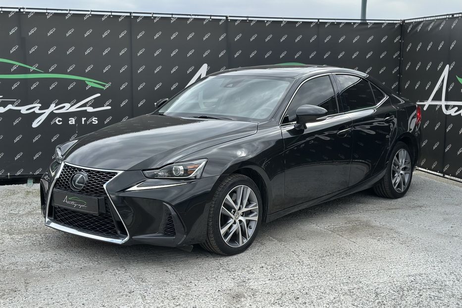 Продам Lexus IS 300 2020 года в Киеве