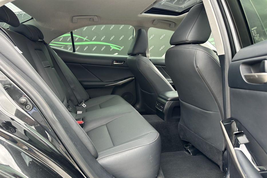 Продам Lexus IS 300 2020 года в Киеве
