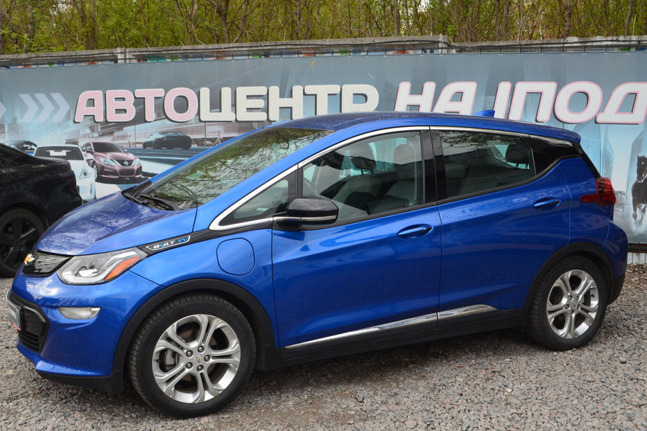 Продам Chevrolet Bolt 65 kWh (200 к.с.) 2021 года в Киеве