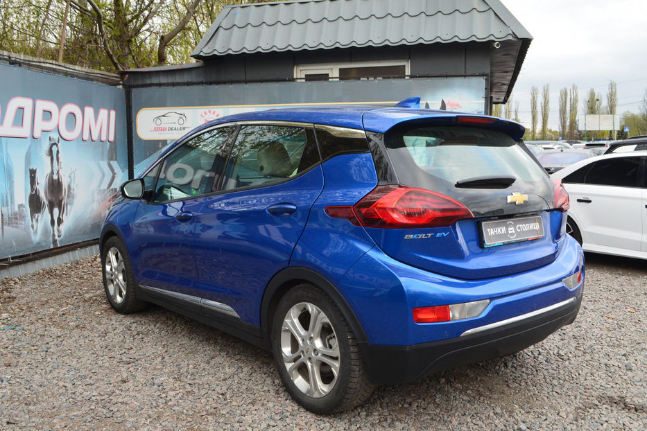 Продам Chevrolet Bolt 65 kWh (200 к.с.) 2021 года в Киеве