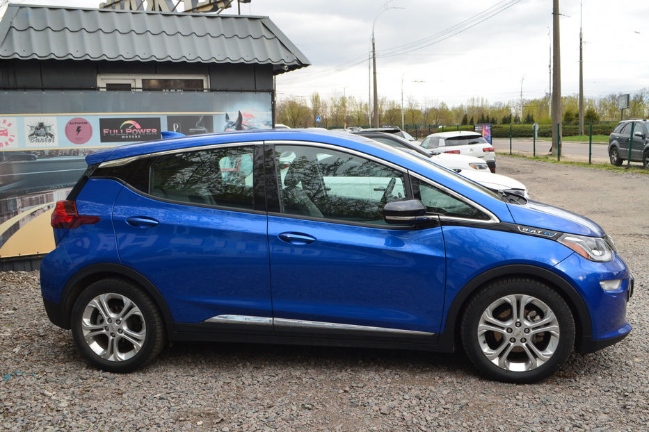 Продам Chevrolet Bolt 65 kWh (200 к.с.) 2021 года в Киеве