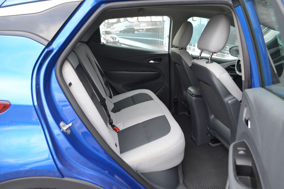 Продам Chevrolet Bolt 65 kWh (200 к.с.) 2021 года в Киеве
