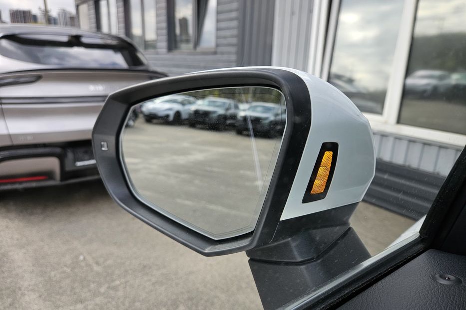 Продам Audi Q3 Quattro Premium 2022 года в Киеве