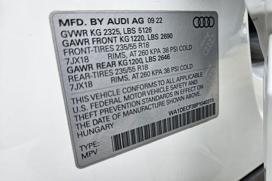 Продам Audi Q3 Quattro Premium 2022 года в Киеве