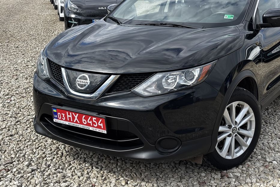 Продам Nissan Rogue Sport 2.0 4х4  2019 года в Львове