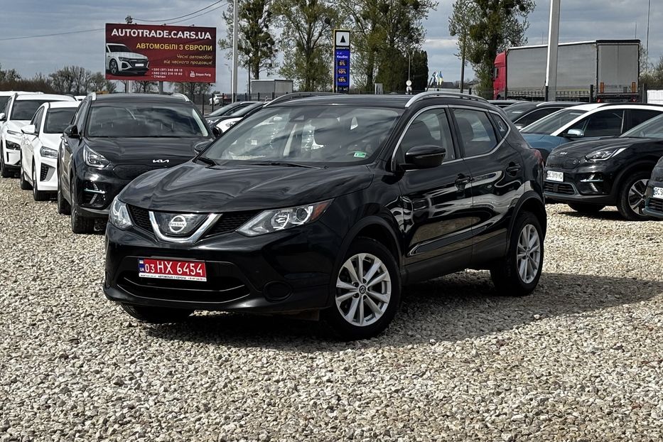 Продам Nissan Rogue Sport 2.0 4х4  2019 года в Львове