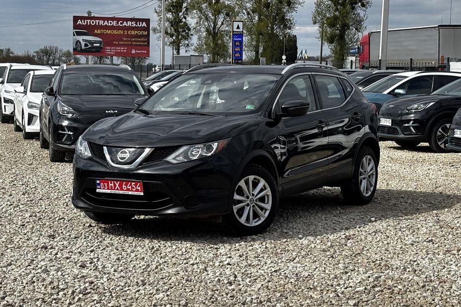 Продам Nissan Rogue Sport 2.0 4х4  2019 года в Львове