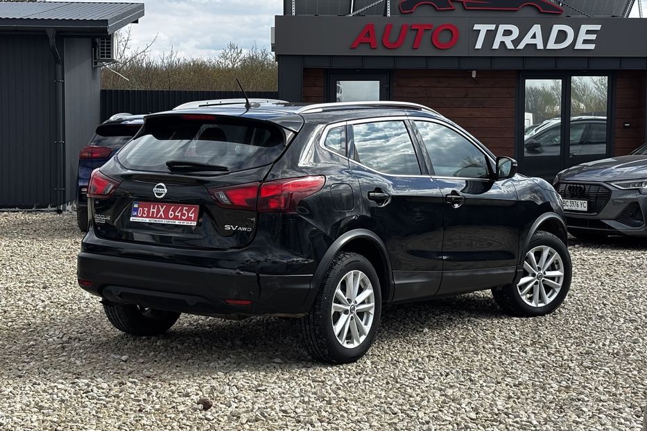 Продам Nissan Rogue Sport 2.0 4х4  2019 года в Львове
