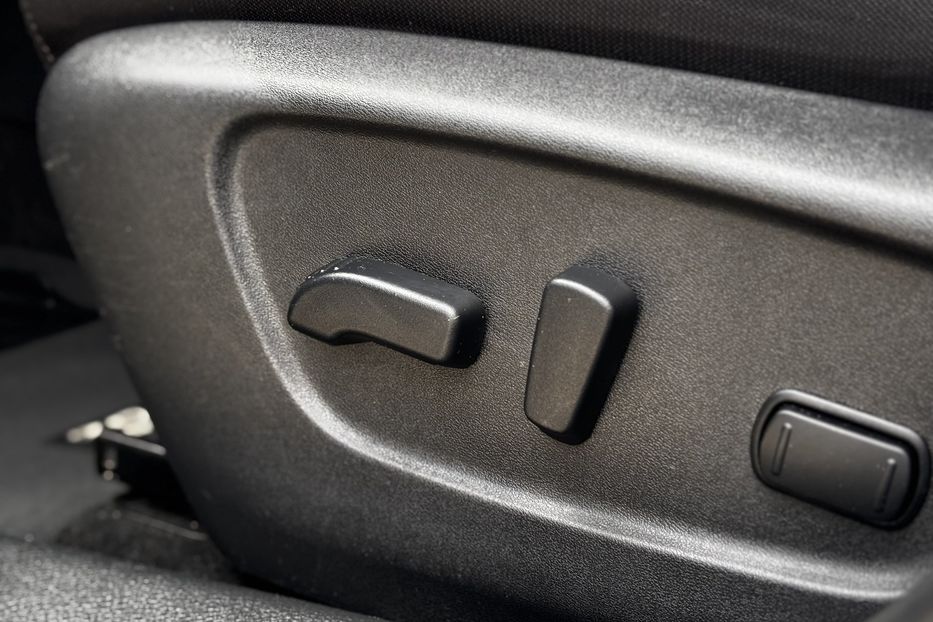 Продам Nissan Rogue Sport 2.0 4х4  2019 года в Львове