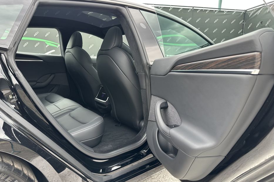 Продам Tesla Model S Dual motor Long range (670 hp) 2023 года в Киеве