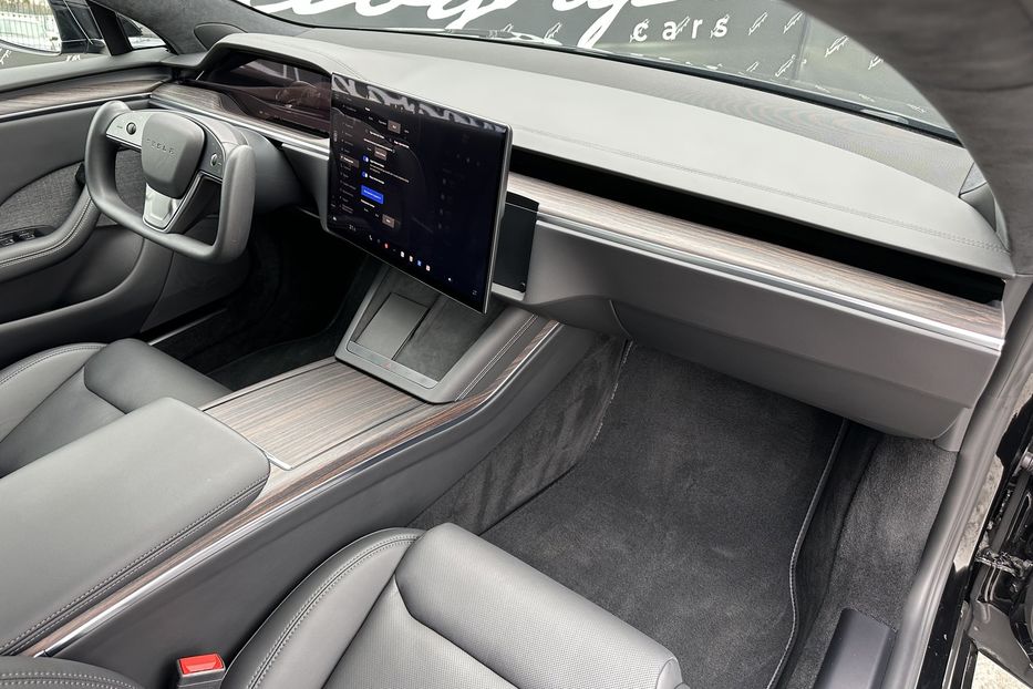 Продам Tesla Model S Dual motor Long range (670 hp) 2023 года в Киеве