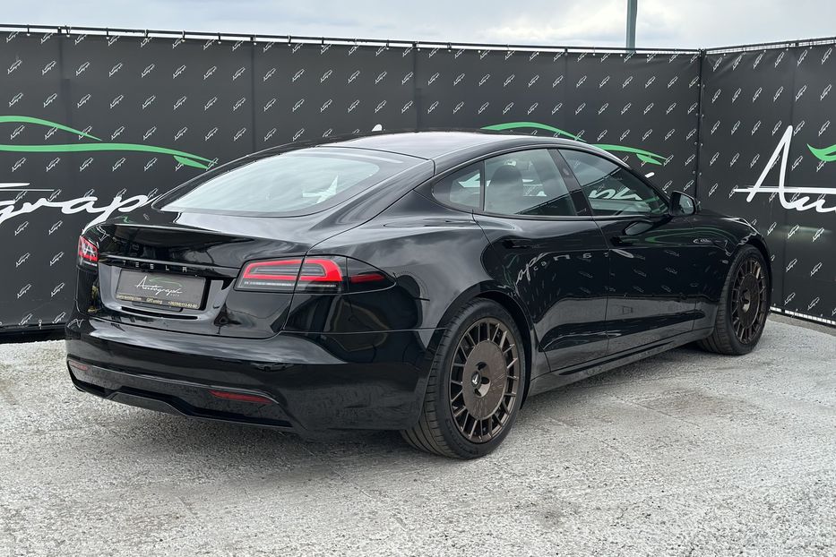 Продам Tesla Model S Dual motor Long range (670 hp) 2023 года в Киеве