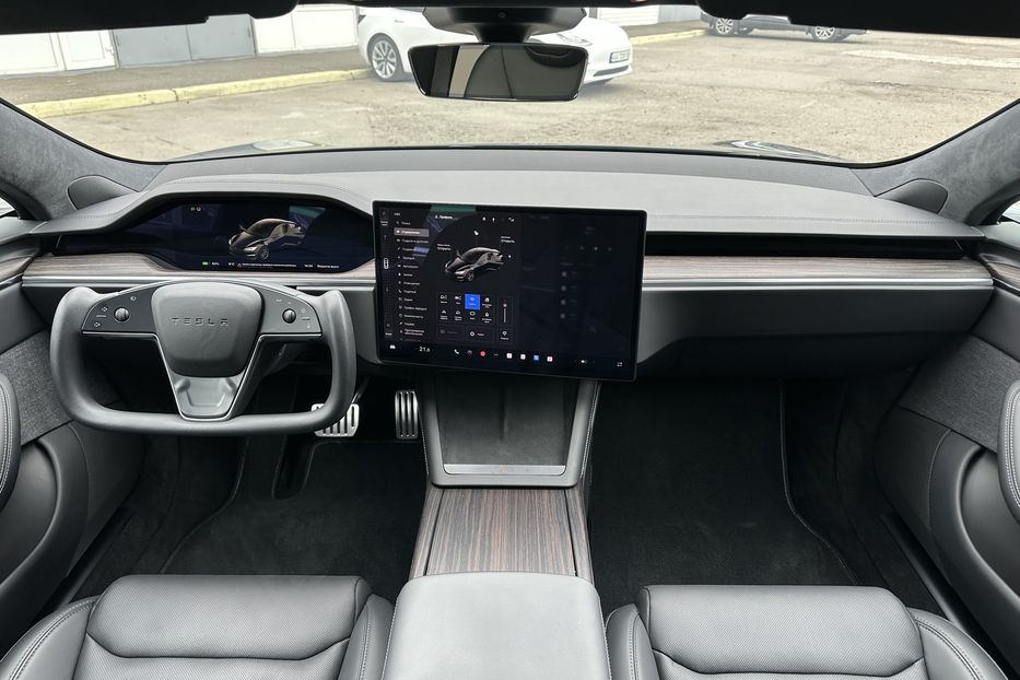 Продам Tesla Model S Dual motor Long range (670 hp) 2023 года в Киеве