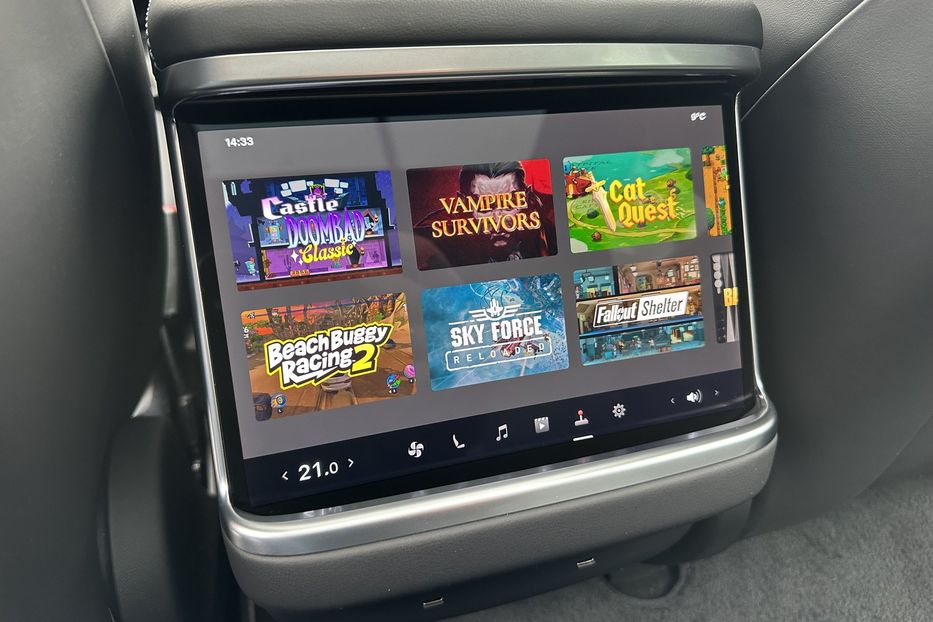 Продам Tesla Model S Dual motor Long range (670 hp) 2023 года в Киеве