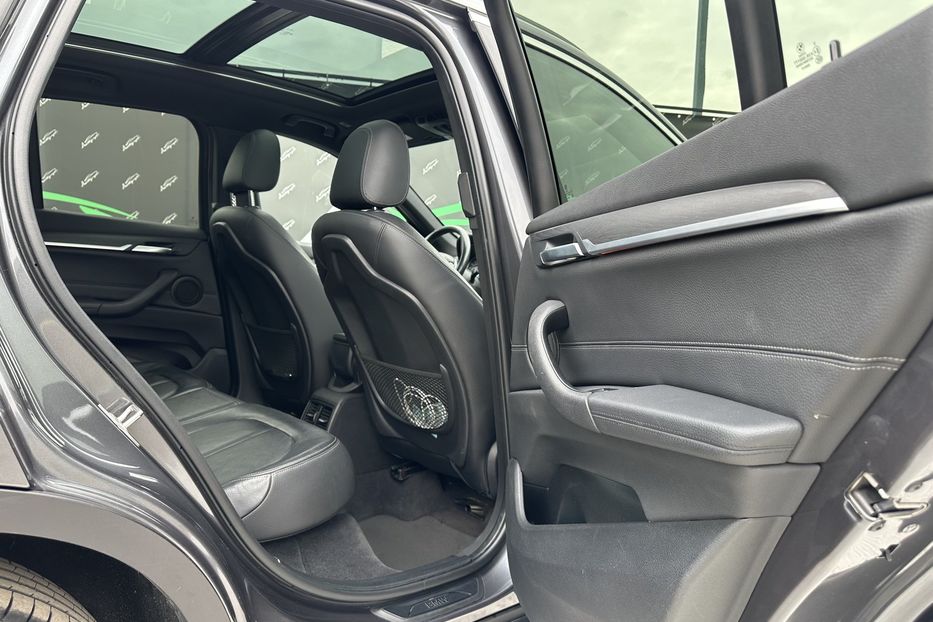 Продам BMW X1 Xdrive 28i 2017 года в Киеве