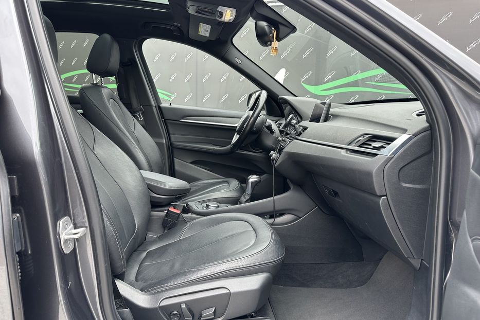 Продам BMW X1 Xdrive 28i 2017 года в Киеве