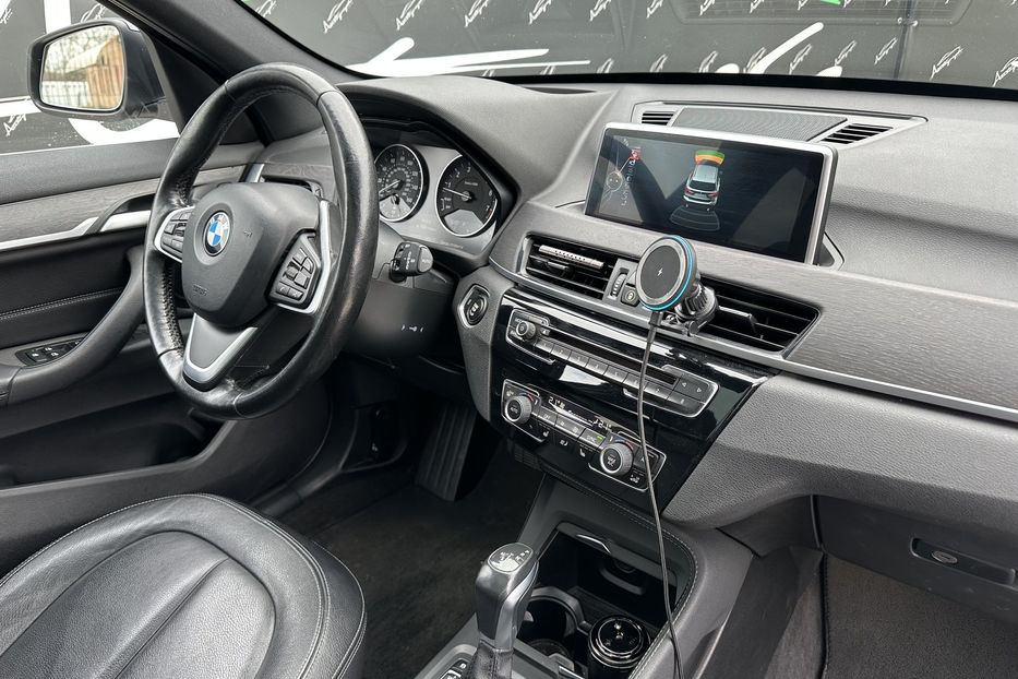 Продам BMW X1 Xdrive 28i 2017 года в Киеве