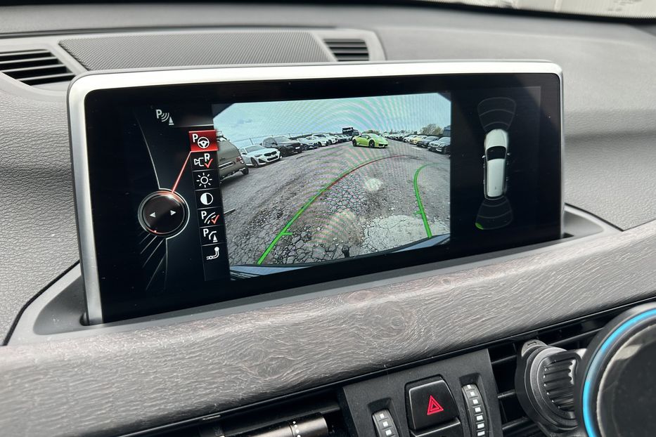 Продам BMW X1 Xdrive 28i 2017 года в Киеве