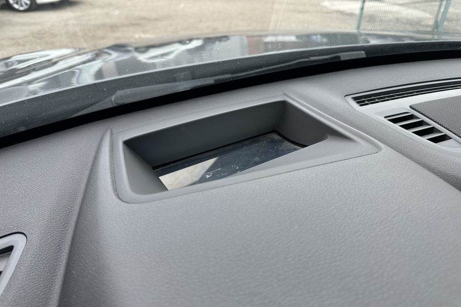 Продам BMW X1 Xdrive 28i 2017 года в Киеве