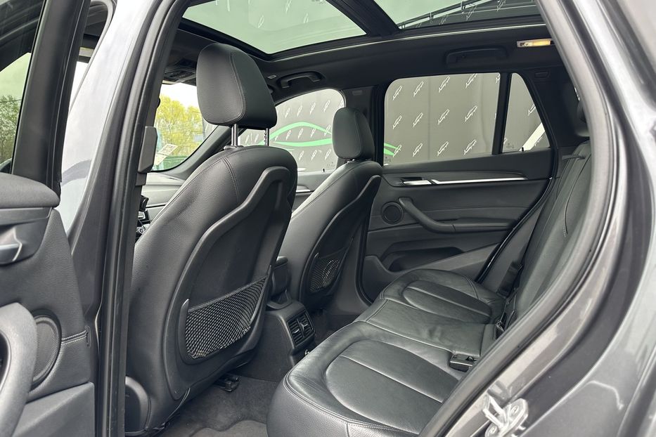 Продам BMW X1 Xdrive 28i 2017 года в Киеве