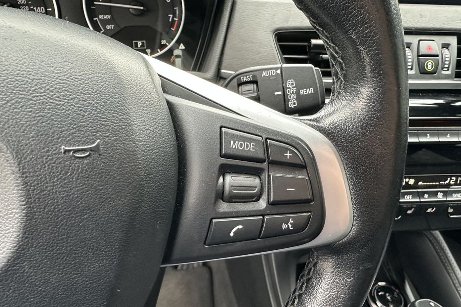 Продам BMW X1 Xdrive 28i 2017 года в Киеве