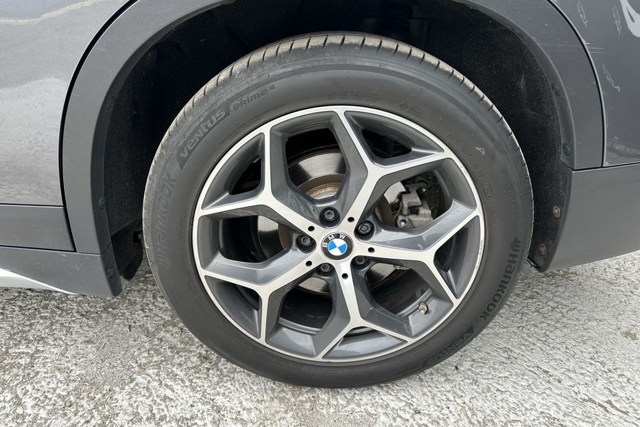 Продам BMW X1 Xdrive 28i 2017 года в Киеве