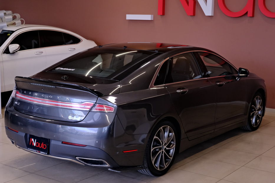 Продам Lincoln MKZ AWD 2019 года в Одессе