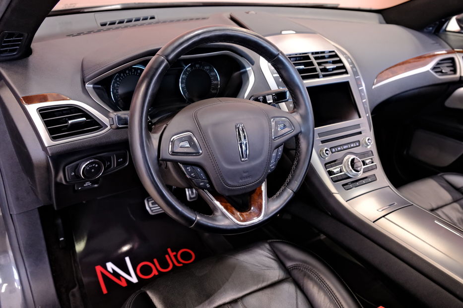 Продам Lincoln MKZ AWD 2019 года в Одессе