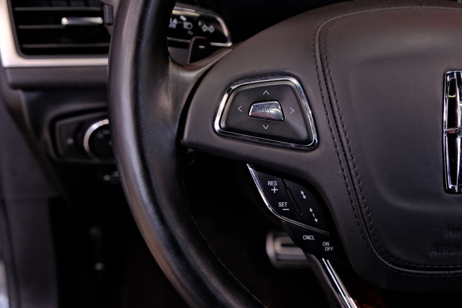 Продам Lincoln MKZ AWD 2019 года в Одессе